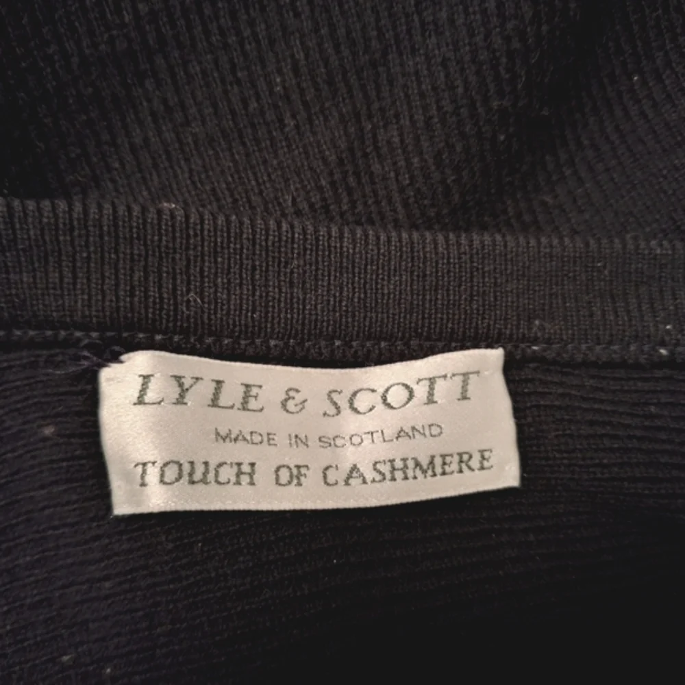 LYLE & SCOTT | Cashmere Mix Wrap